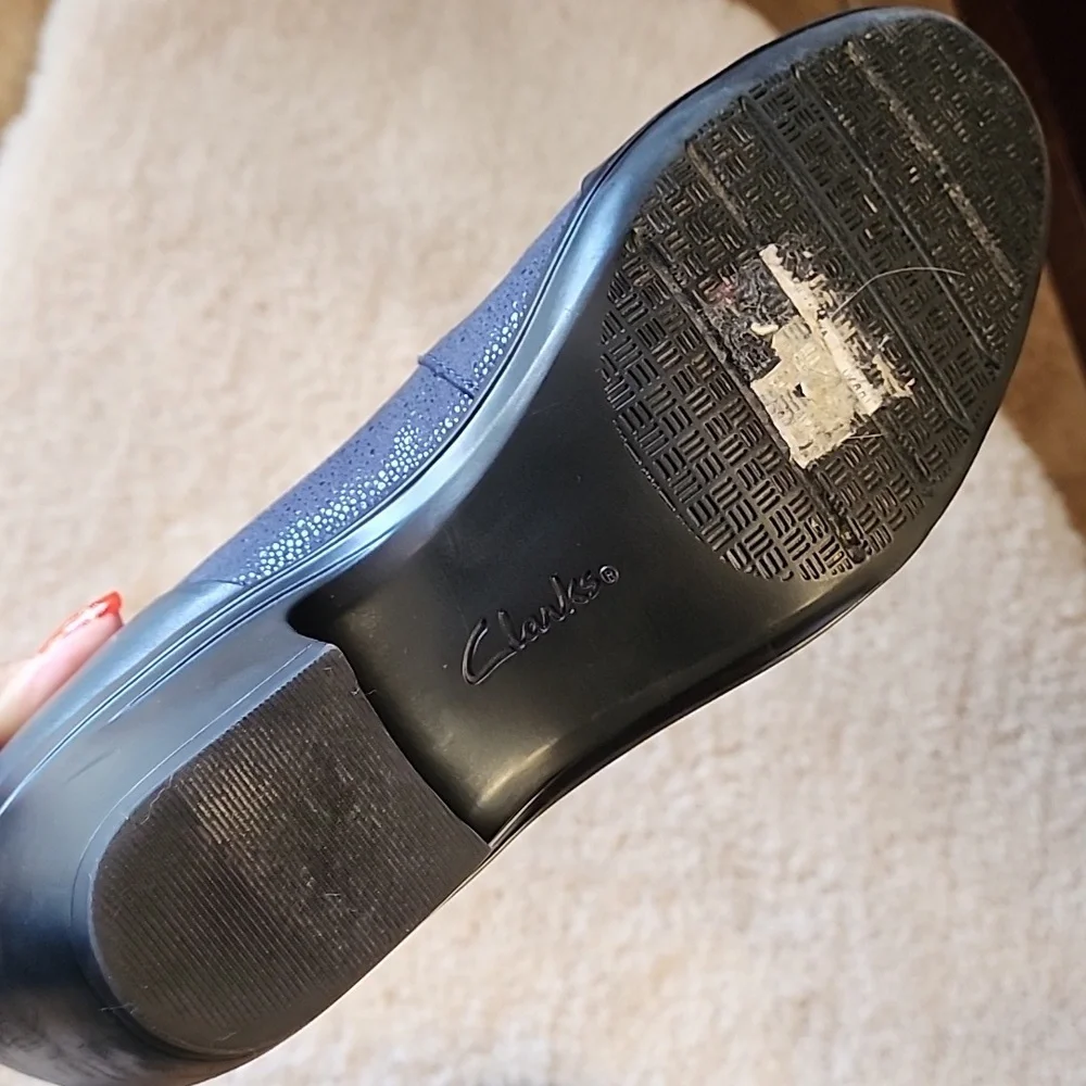 Clark Shoes - Picture 5 of 8